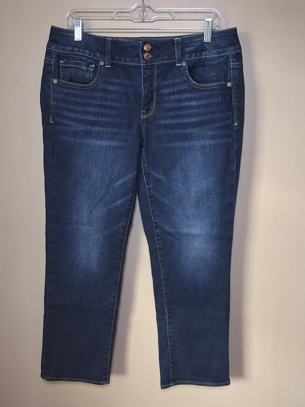American Eagle Women’s Dark Wash Artist Jeans; Size 12
